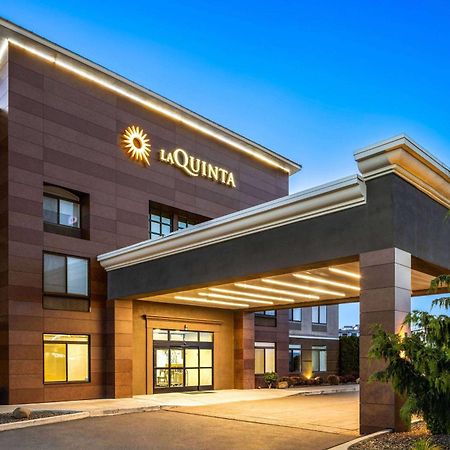 Готель La Quinta By Wyndham Кенневік Екстер'єр фото
